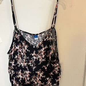 Old Navy Black and White Floral Spaghetti Strap Top NWT